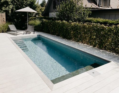 p4n-biominipool-stufen-sonnenschirm-liegeflaeche