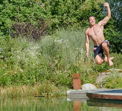 draussen-leben-pool-for-nature-spass-springen